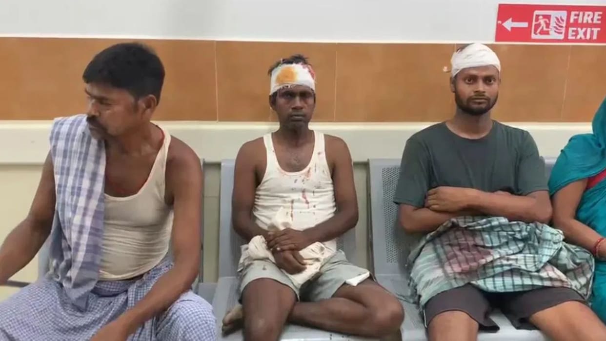 clash between two groups over a drainage dispute 15 injured including a JDU leader