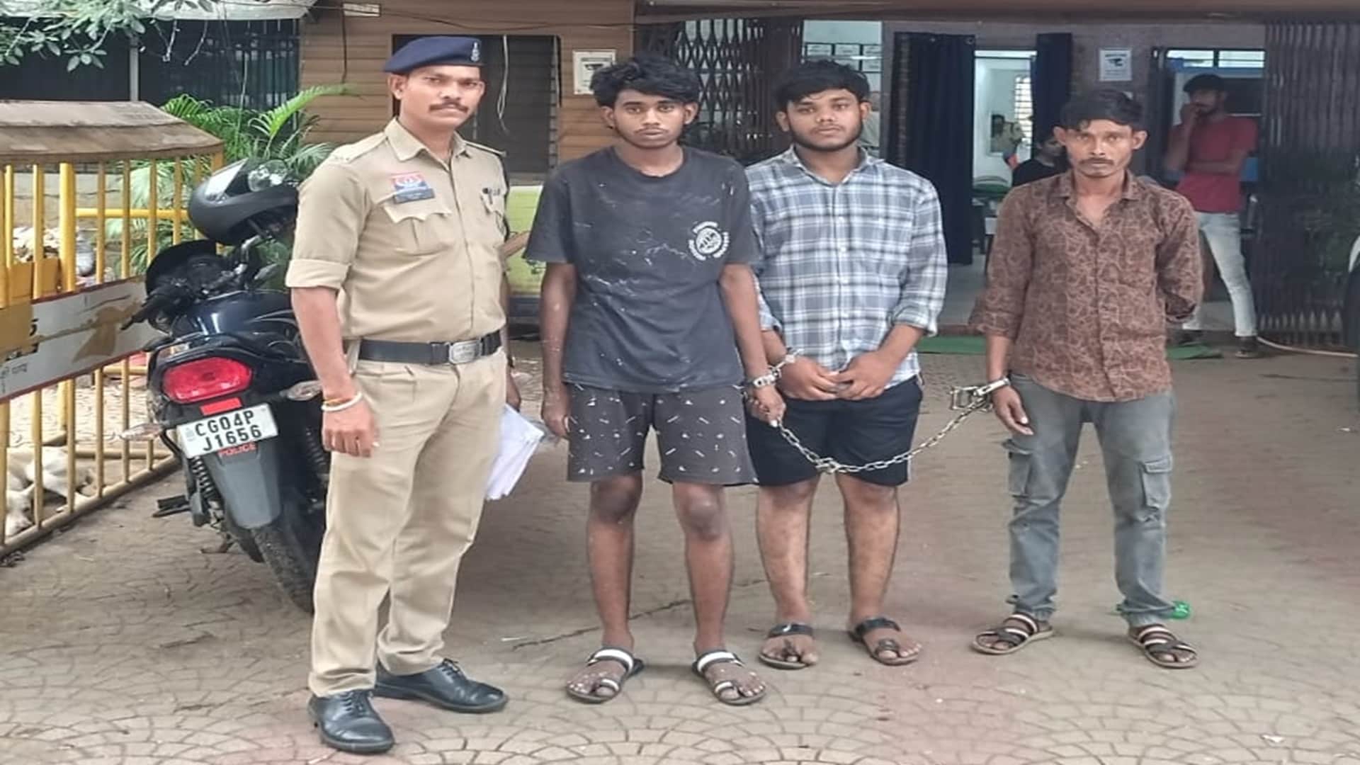 पुलिस के गिरफ्त में आरोपी