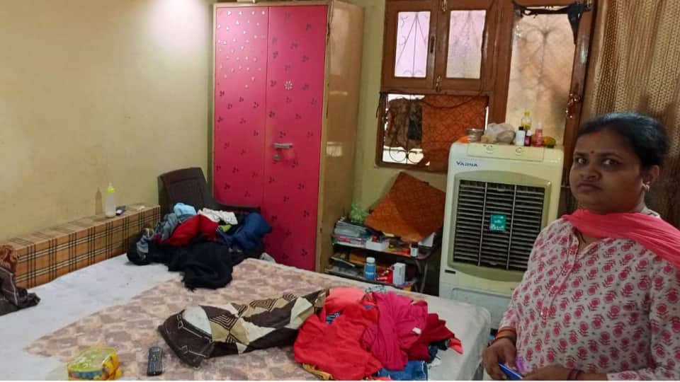 Woman kills husband in front of her young son who love marriage In Kanpur