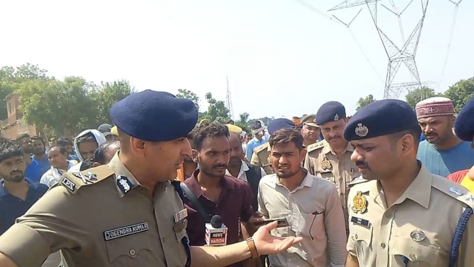 Prayagraj Triple Murder Sir, please save my brothers he will kill them too