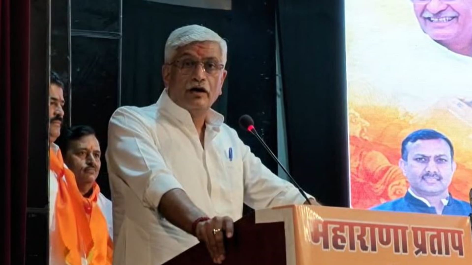 केंद्रीय मंत्री गजेंद्र सिंह शेखावत