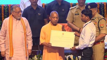 CM Yogi to hand over appointment letters to 930 computer operators selected for UP Police