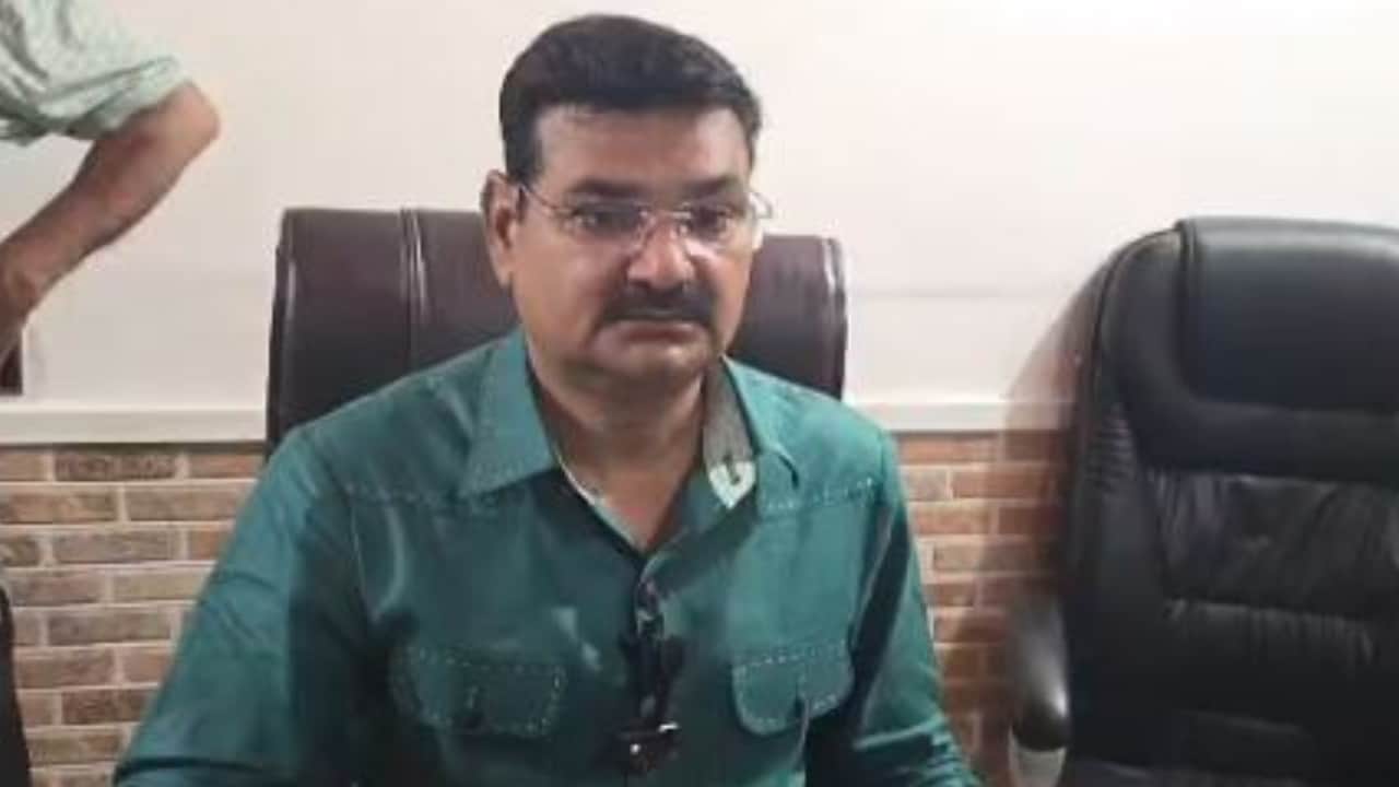 राज्यमंत्री संजय गंगवार