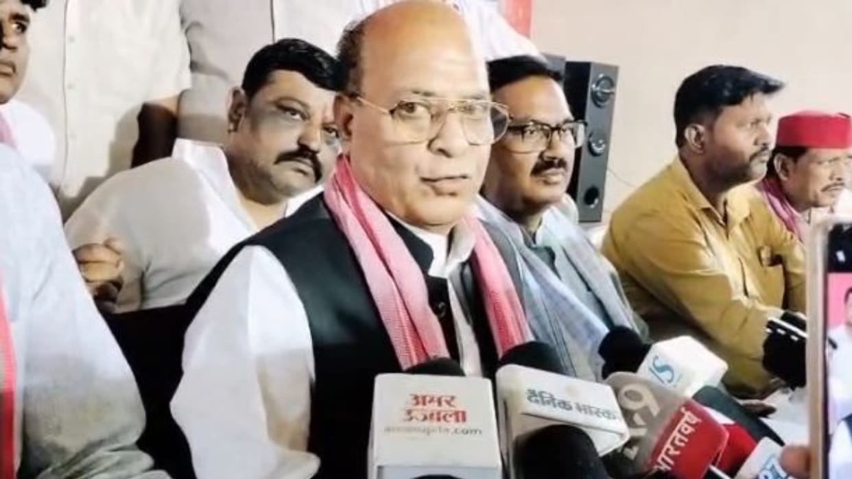 SP National Secretary Ram Asare targets state government in Shahjahanpur