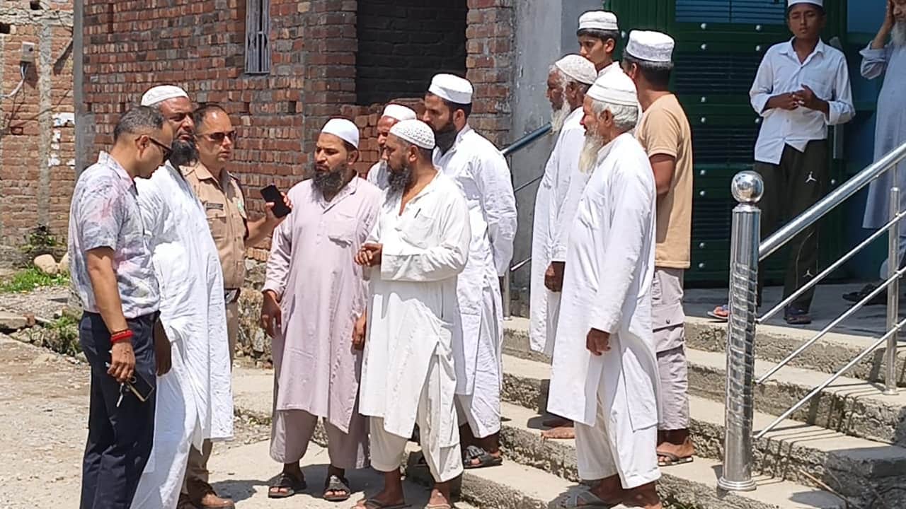 BJP Leader Murder Bairagiwala Muslim community People started returning closed houses started opening