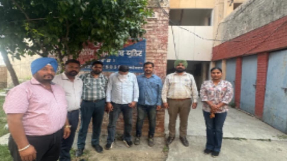 घूस मामले में गिरफ्तार आरोपी
