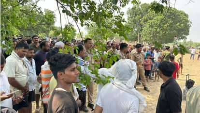 Farmer climbs tower in Jaunpur high-voltage drama unfolds for three hours in Jaunpur