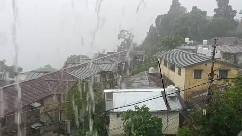 One hour of heavy rain in Nainital