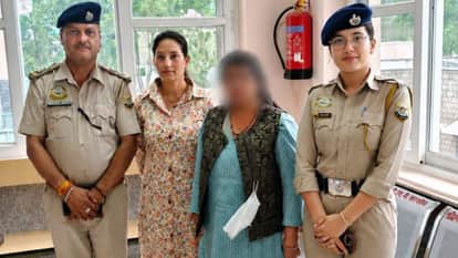 shimla rampur woman arrested in rs 2 lakh cheque bounce case on non bailable warrant