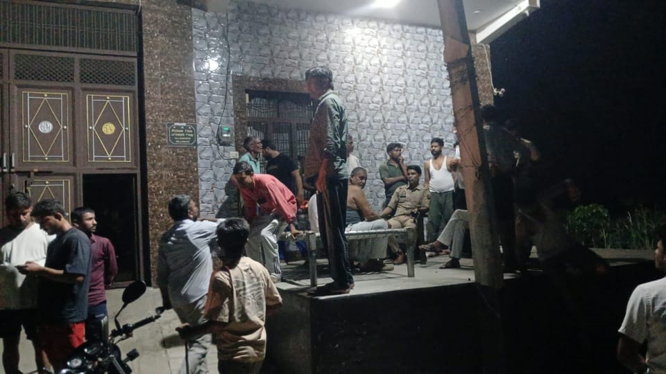 Allegations of cattle being injected with sedatives before being transported from Madhapur Hapur