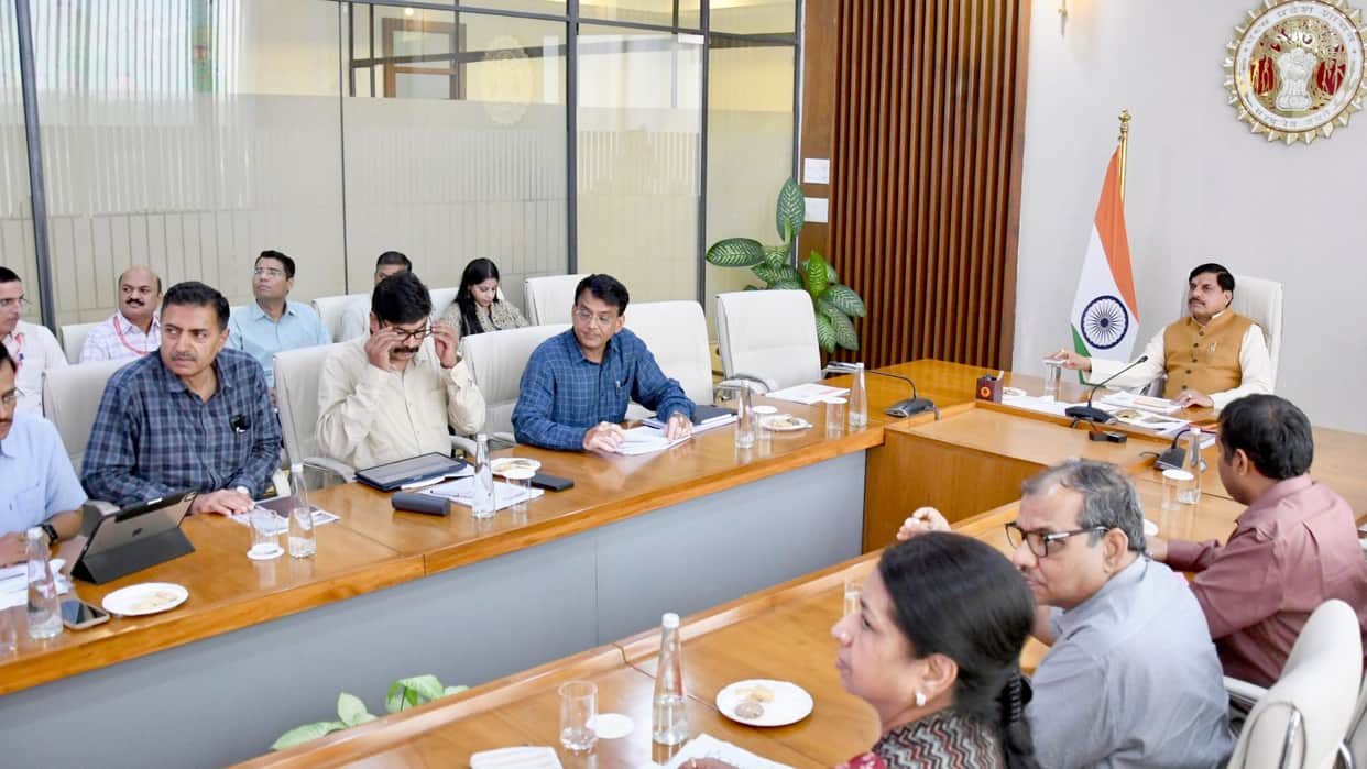 MP News: Forest Department review meeting; Chief Minister Yadav says a new task force will be formed along the