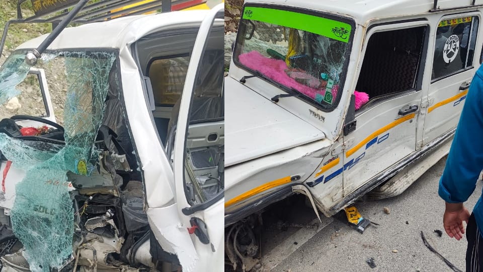 Accident on Yamunotri Highway Vehicle en route to pick up a sick woman collides with Chhota Hathi