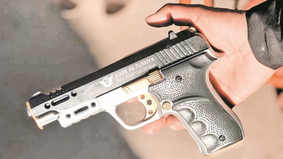 Chandigarh Cashier Murder Zigana pistol sidhu Moosewala Atiq Ahmed