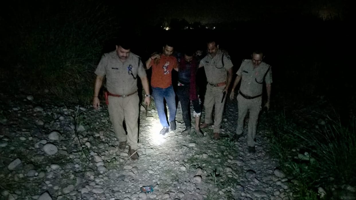 Accused in Amanatgarh factory shooting incident injured in police encounter one miscreant at large roorkee