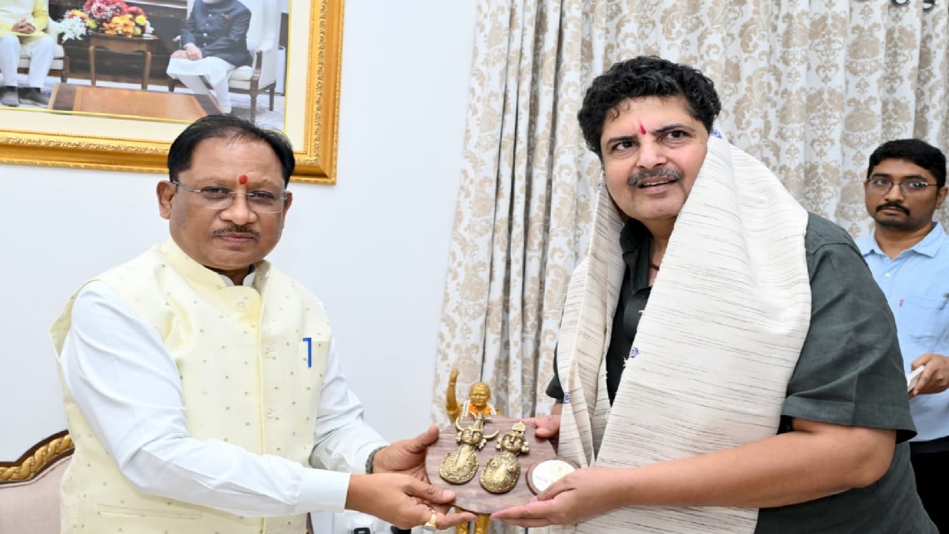 मुख्यमंत्री विष्णुदेव साय से महाराष्ट्र के विधायक प्रतिनिधिमंडल ने की मुलाकात