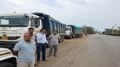 Administration takes major action against illegal sand transportation, seizes 10 sand-laden trucks