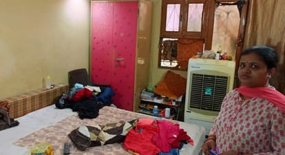 Kanpur Wife Kills Husband Niharikas mobile is at home how will the chats with her lover be retrieved