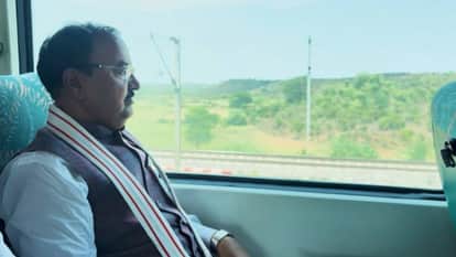 Deputy CM Keshav Maurya traveled from Delhi to Jhansi on Shatabdi Express described journey as pleasant