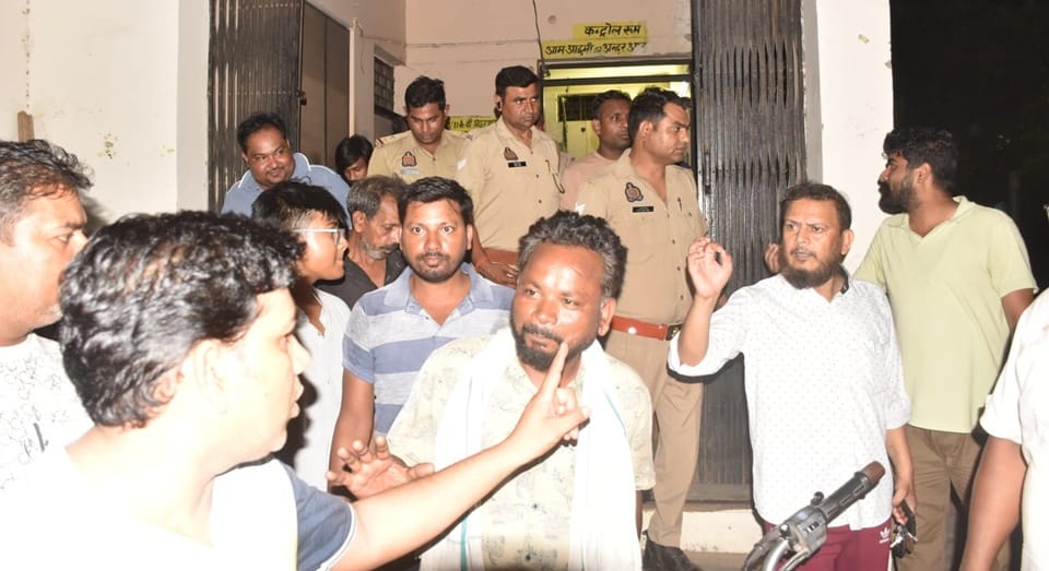 People besieged a power substation in Moradabad; not even a lineman could be found to fix the fault