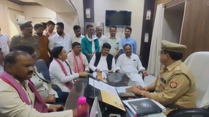 Samajwadi Party MP submitted formal complaint at Lakhimpur Kheri Kotwali against news portal and reporter
