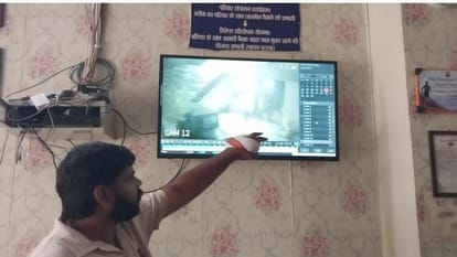 Shamli: 19 youths escaped from the Jeevan De-addiction Centre by breaking through the window bars; families cr