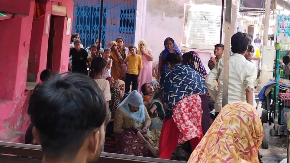 Agra murder young man affair with his sister-in-law and his brother murder Khushi implicated