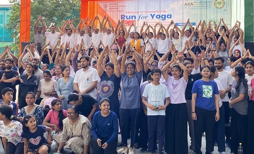Mega yoga event at 29 locations in Delhi people to practice in 730 parks