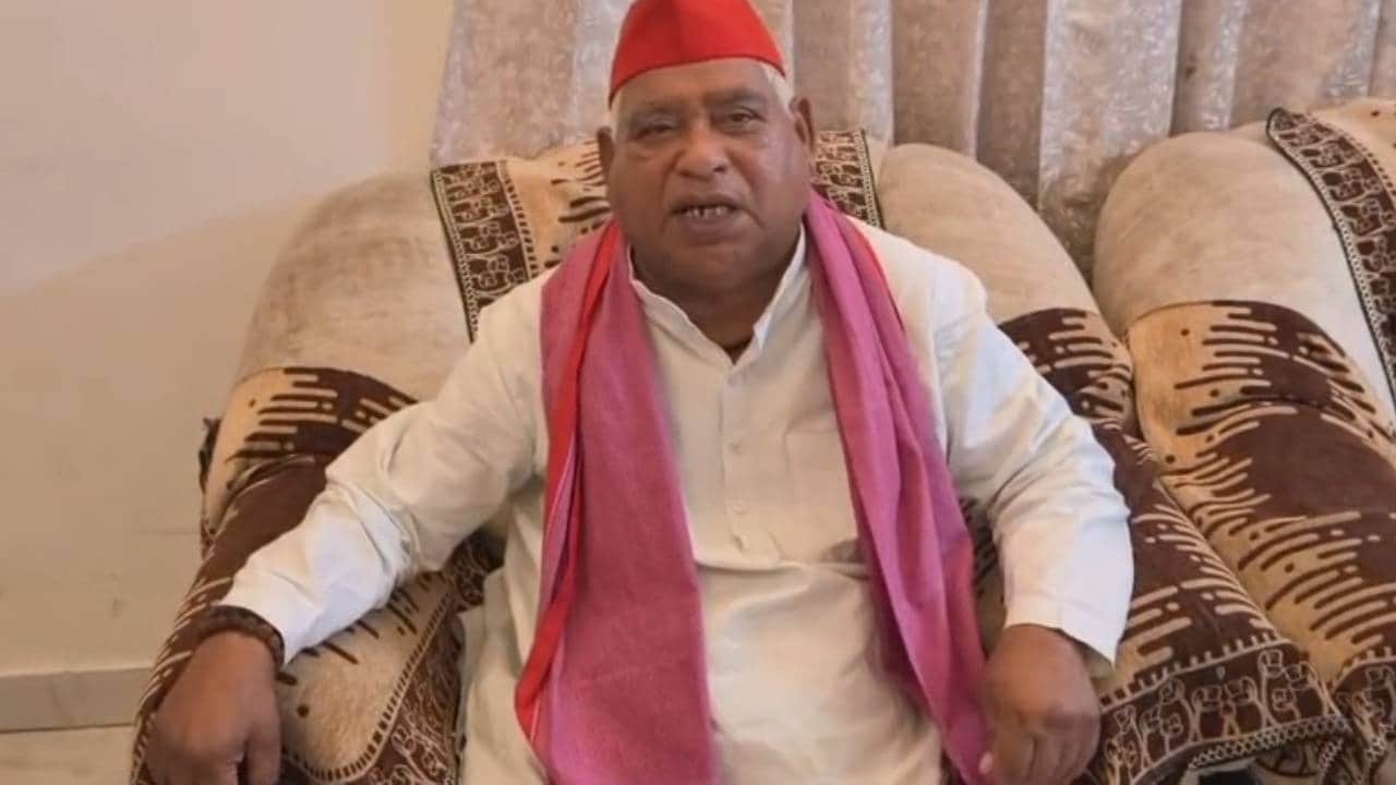 सपा सांसद अवधेश प्रसाद।