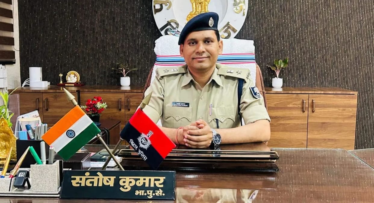 Major Crackdown Near Bihar-Nepal Border Massive Financial Irregularities Exposed Across 25 Firms