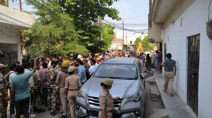 Bulldozer Rolls In, History-Sheeter’s House Demolished, Women Protest in Central Market