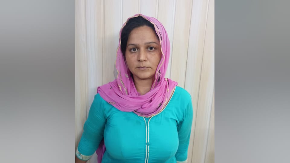 Meerut Murder Case Gurpreet in contact with her lover Arpit before and after her son murder police arrested