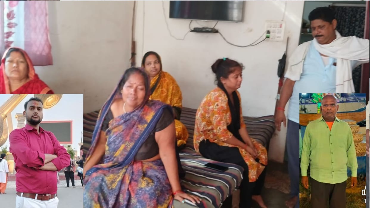 In Deoria, Son struck by train while trying to save his father; both die news in hindi