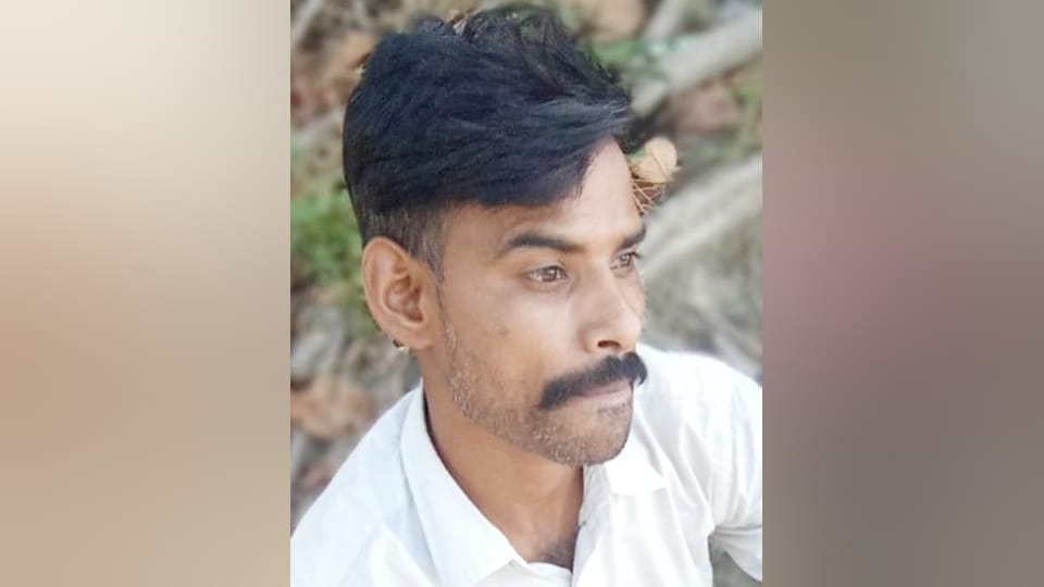 Packed body in sack to dispose of it When unable to lift it called police In Baghpat