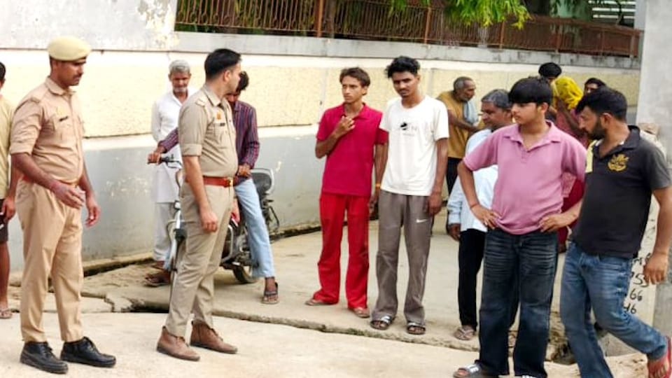 Packed body in sack to dispose of it When unable to lift it called police In Baghpat