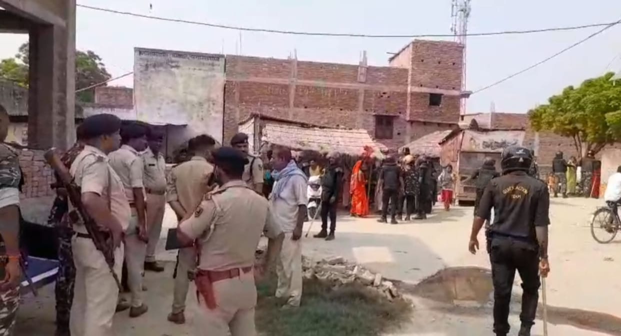 Bihar Dispute Over Dancing Escalates Into Bloody Clash Youth Stabbed Main Accused Arrested