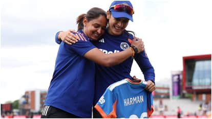 IND W VS SA W: Harmanpreet Kaur creates history completes 200 t20i matches womens world cup 2026