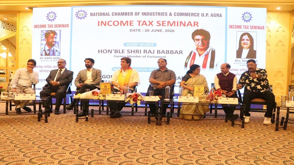 Former MP Raj Babbar said that splits within political parties pose major threat to a healthy democracy