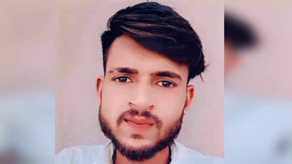 Brother-in-law and sister-in-law committed suicide by jumping into canal