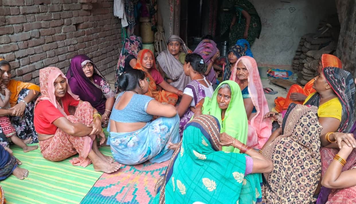 Farrukhabad Horrific end for a witness body found hanging in a mango orchard family alleges murder