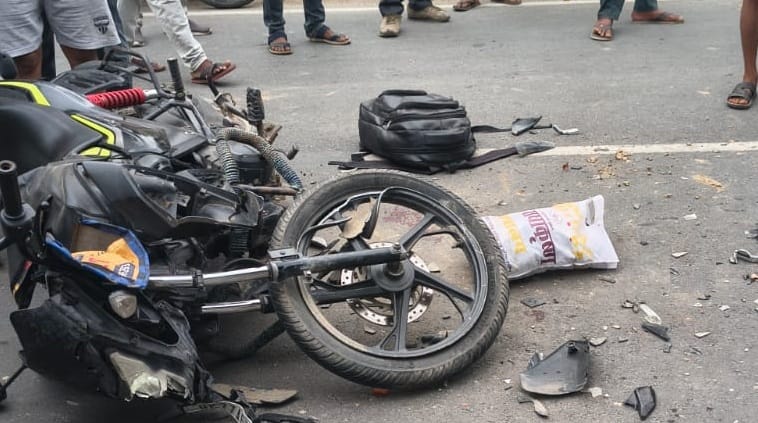 Kanpur Dehat Head on collision between two motorcycles two dead including a farmer one in critical condition