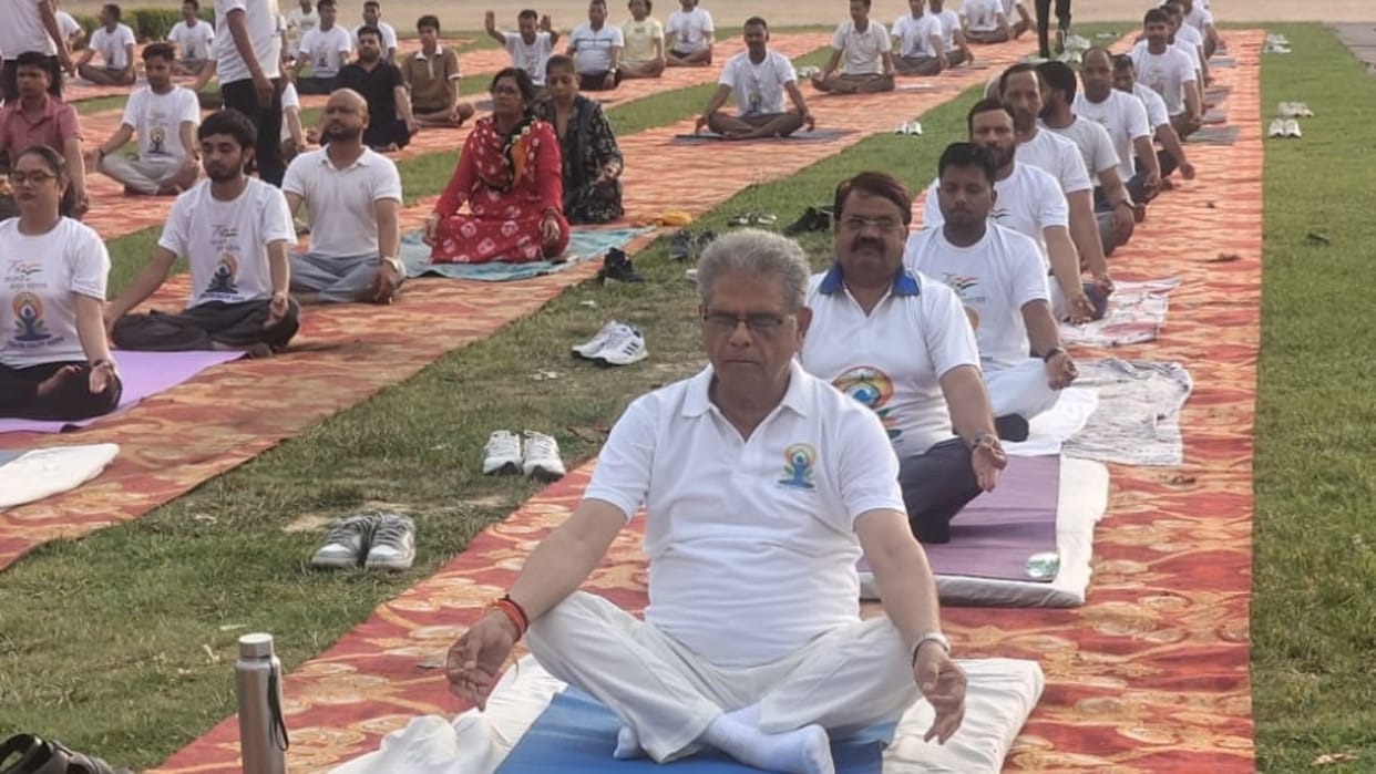 Minister Arun kumar practiced yoga with the people on Yoga Day 2026 in Budaun
