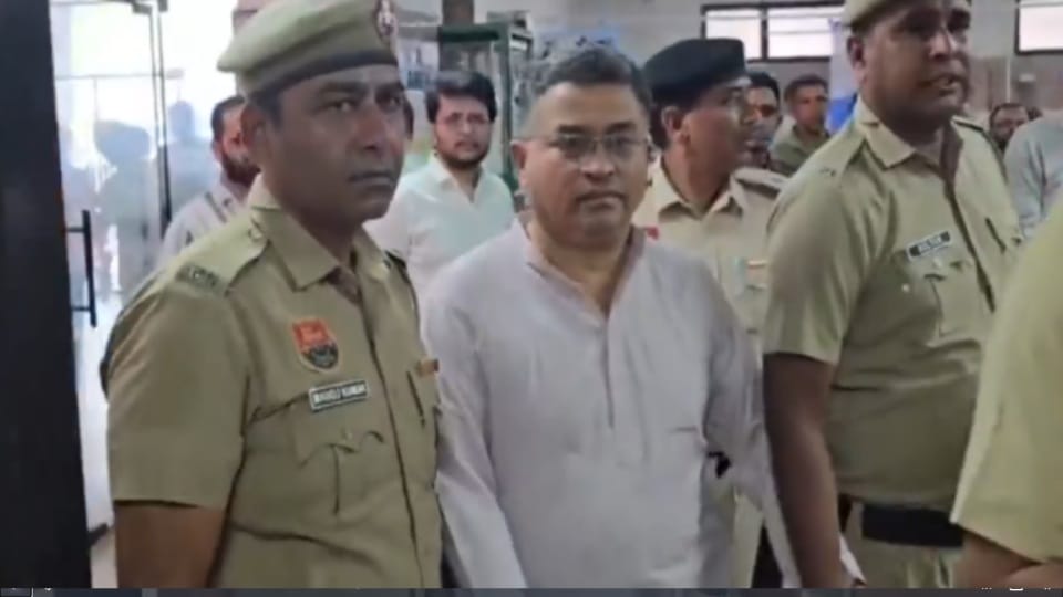 Pension of doctor accused of  misdeed case cut by more than 90%