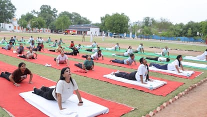 Yoga Day 2026: CM performs yoga at the foothills of Jhansi Fort; camps organized across the district.