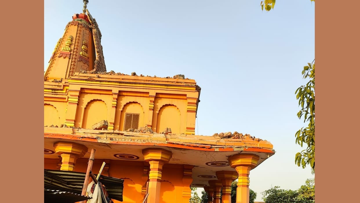 108-foot-high dome of ancient Shivalaya temple in Babain collapsed with loud blast In Kurukshetra