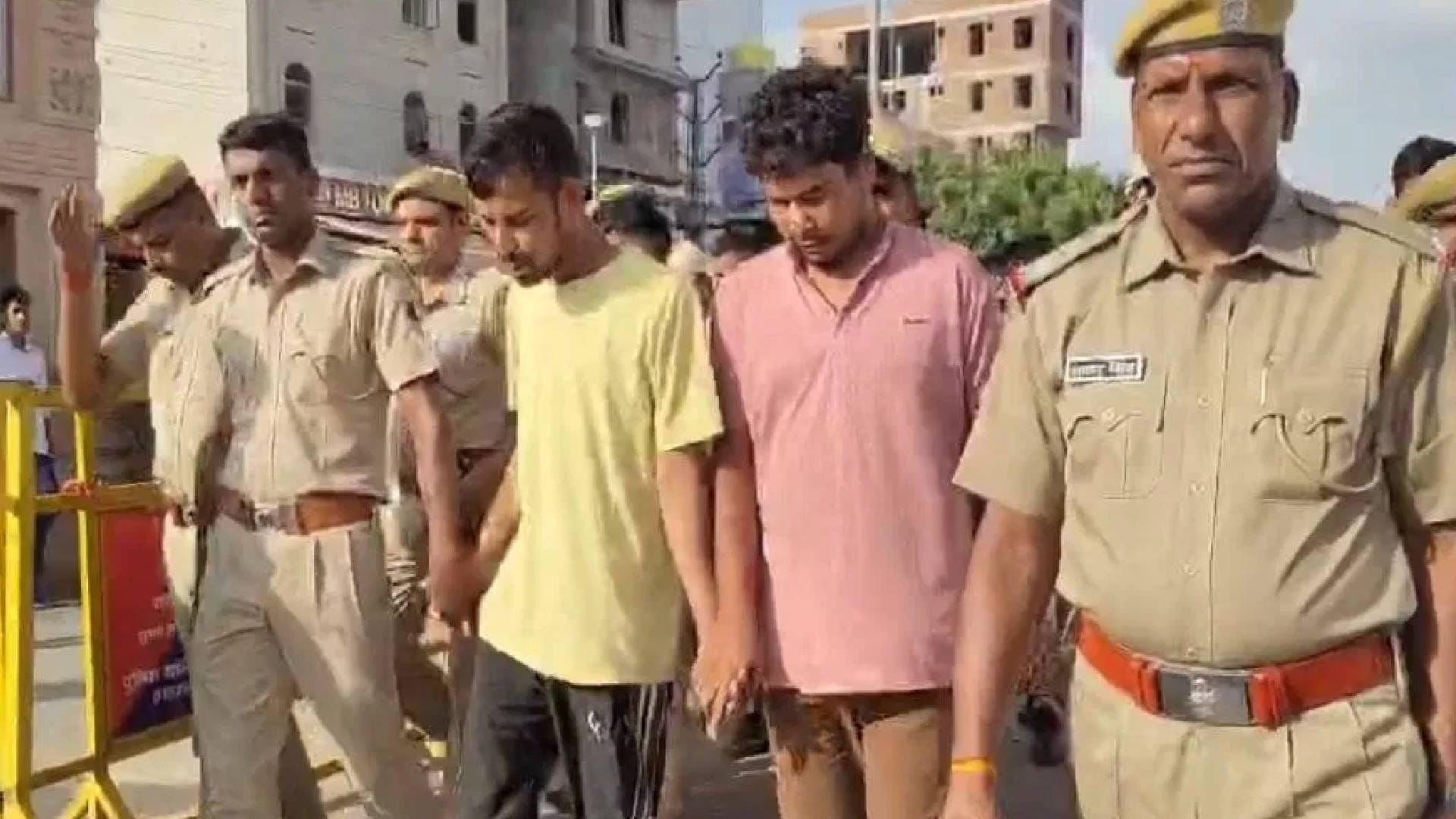 पुलिस ने युवक पर जानलेवा हमला करने के इनामी बदमाशों को किया गिरफ्तार