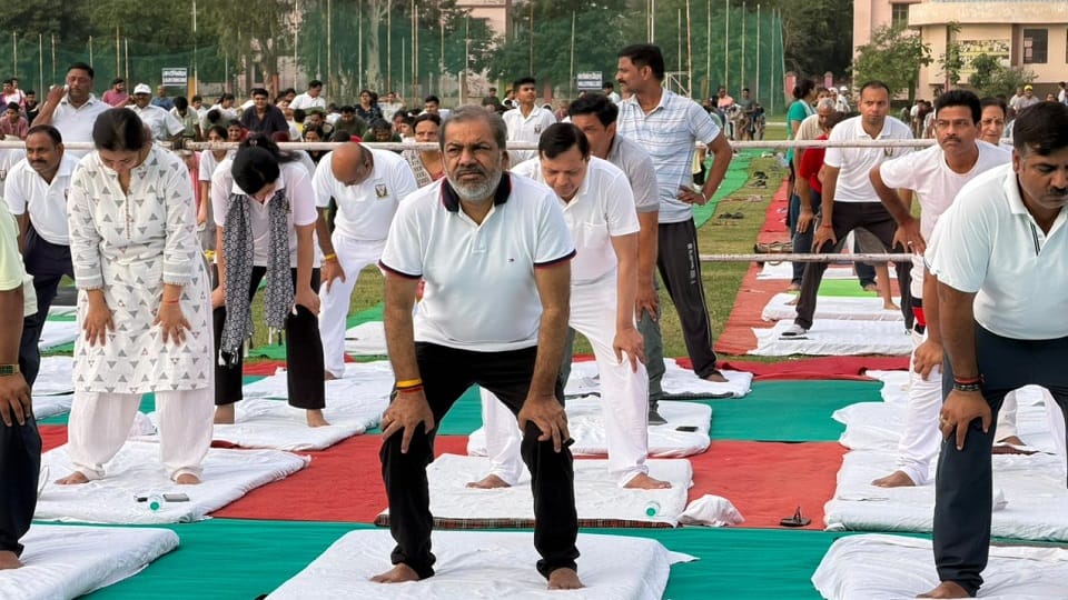 International Yoga Day: The message of a healthy life resonated through yoga in Meerut