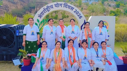 Yoga Day 2026: CM performs yoga at the foothills of Jhansi Fort; camps organized across the district.