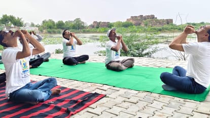 Yoga Day 2026: CM performs yoga at the foothills of Jhansi Fort; camps organized across the district.