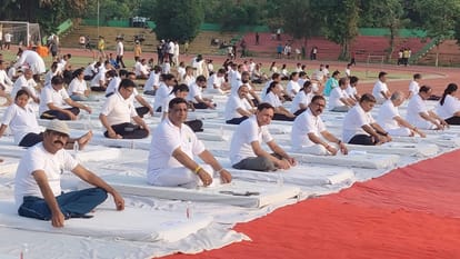Maulana Shahabuddin Razvi did yoga in Bareilly