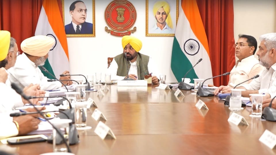Private schools barred from hiking fees arbitrarily Punjab Cabinet approves ordinance